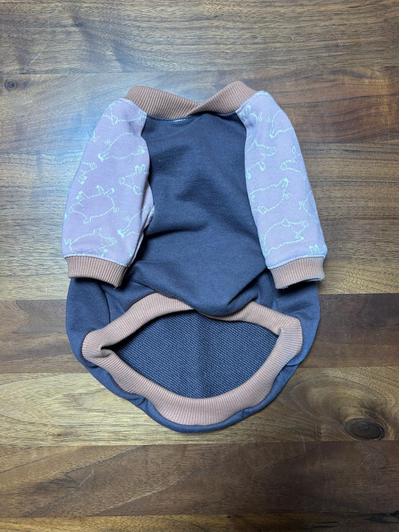 犬服　maffonラグランスリーブ　⭐︎チャコールグレー×ぶたさん⭐︎　　◎フレブルSサイズ◎ ハンドメイド | 4枚目